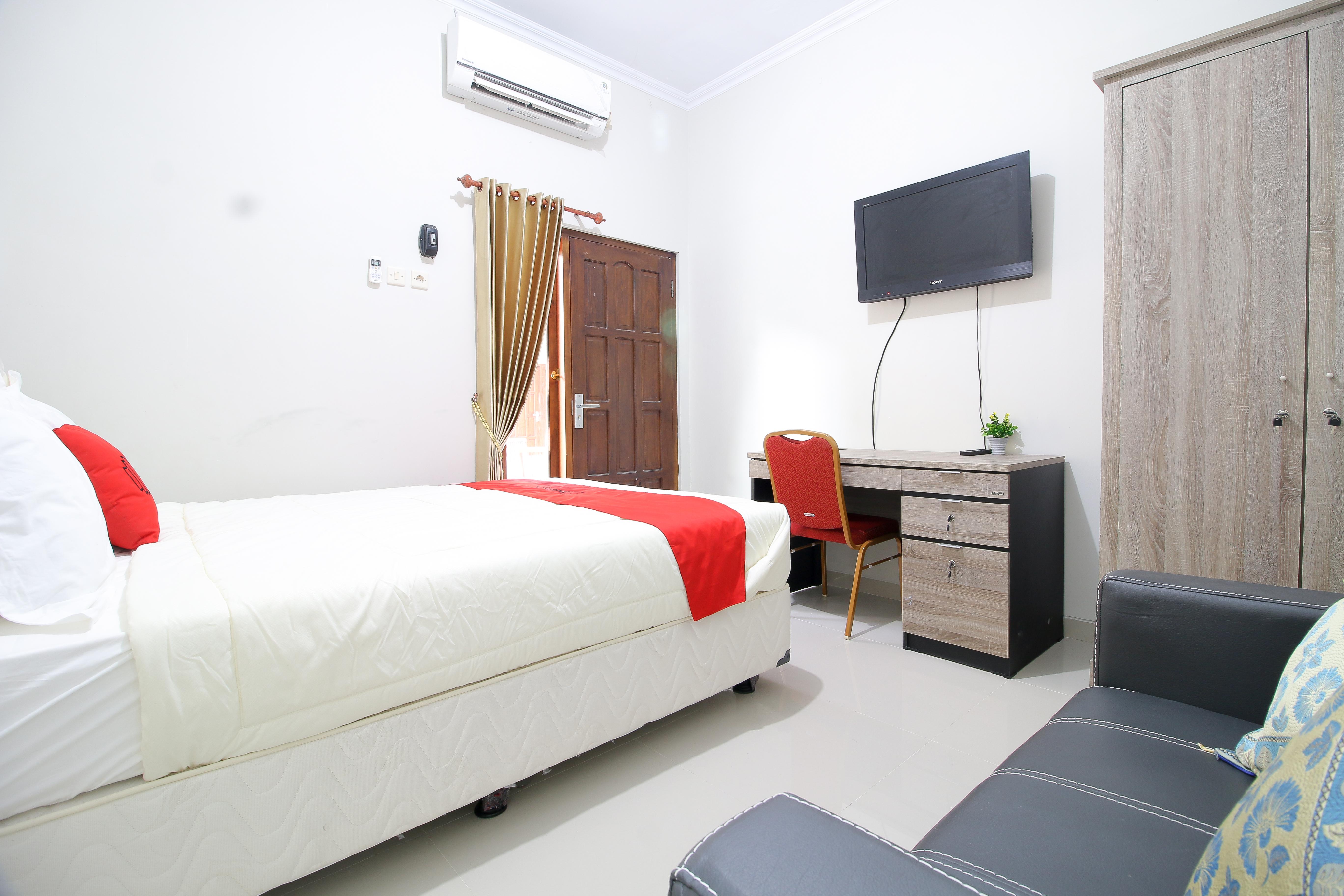Reddoorz Plus Near Stie Ykpn Maguwo Екстериор снимка